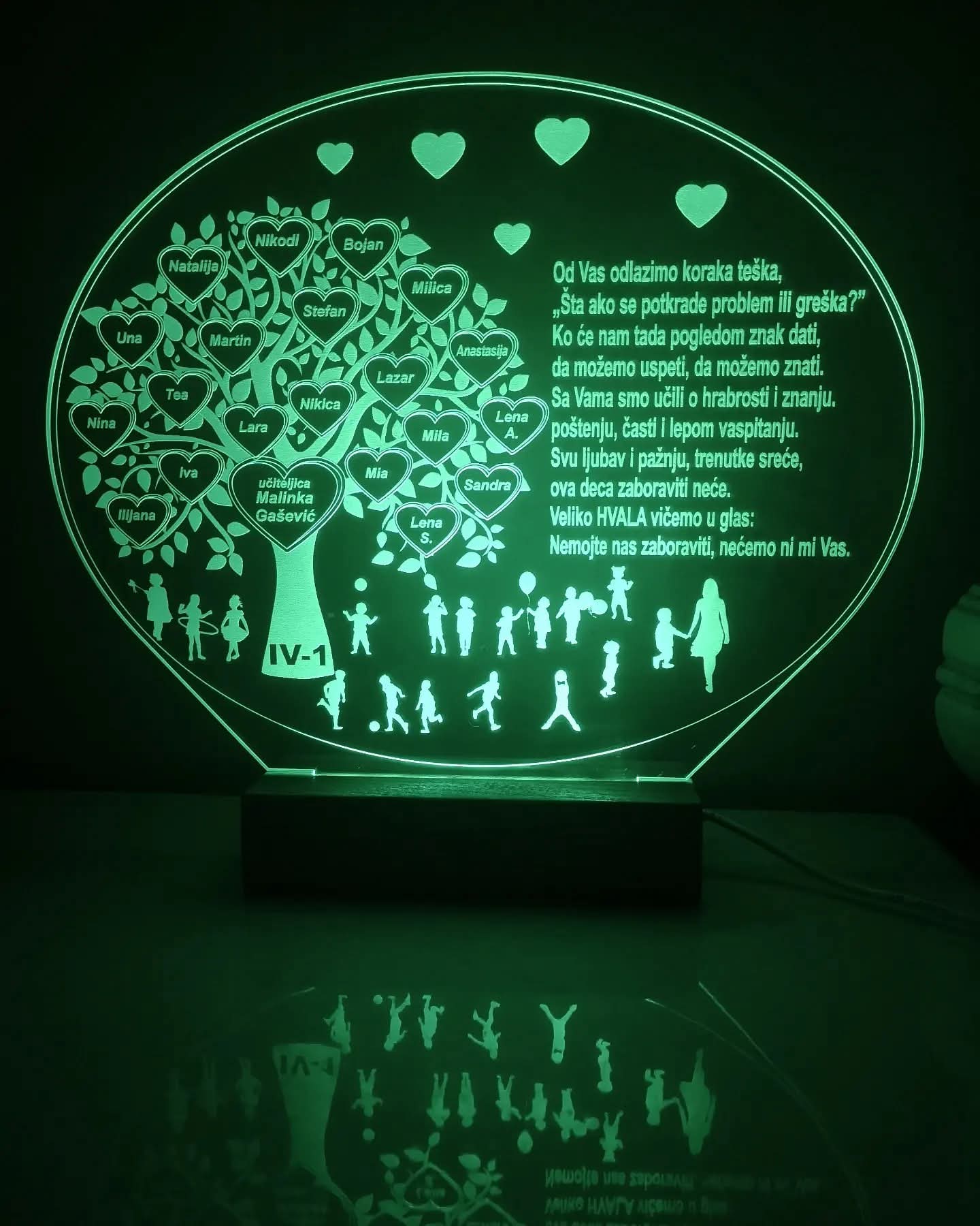 Led lampa poklon za kraj školske godine